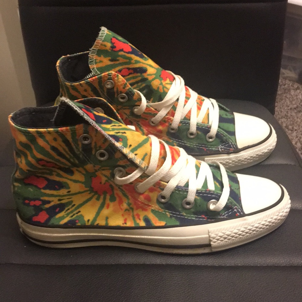 Splattered Converse
